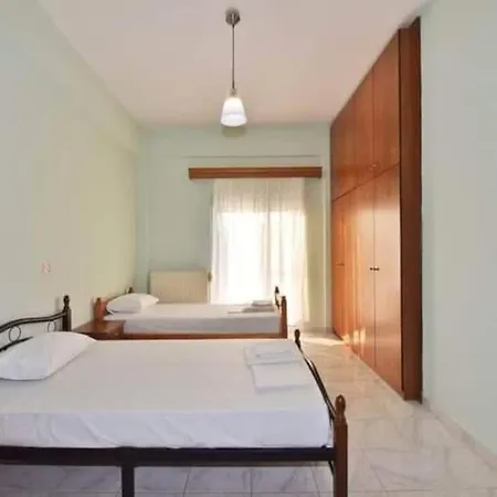 Holiday home Katy's House Spacious House By A Quiet Next To N Potidea Nea Poteidaia